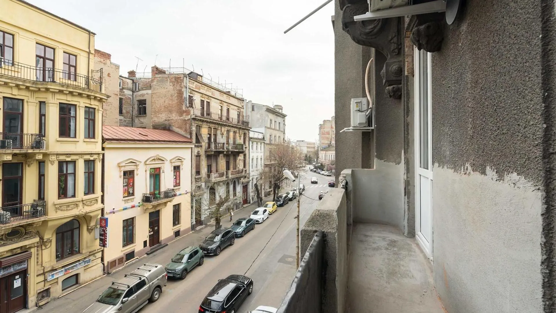 Apartment Gorgeous & Bright 2Br Condos - Steps From Old Town Bucharest Romania