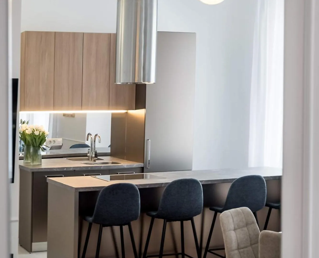 Gorgeous & Bright 2Br Condos - Steps From Old Town Bukurešť Rumunsko