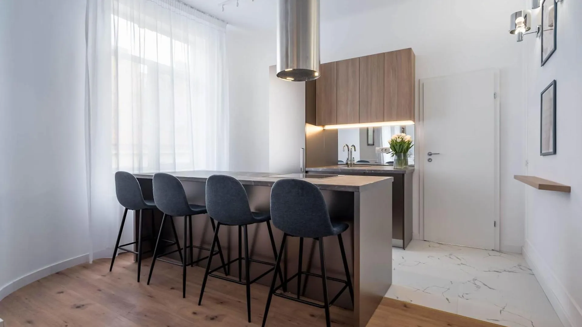 Apartmán Gorgeous & Bright 2Br Condos - Steps From Old Town Bukurešť