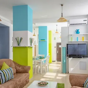Apartment Old By Urbanesq, Bucharest